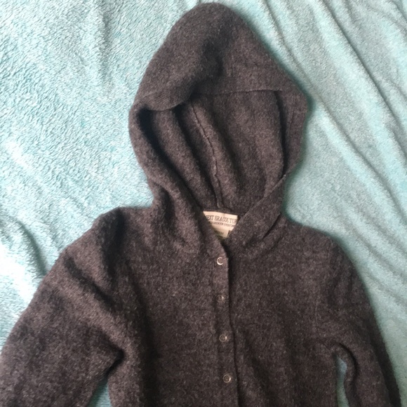 Soft Grey Hooded Pullover - Picture 4 of 8